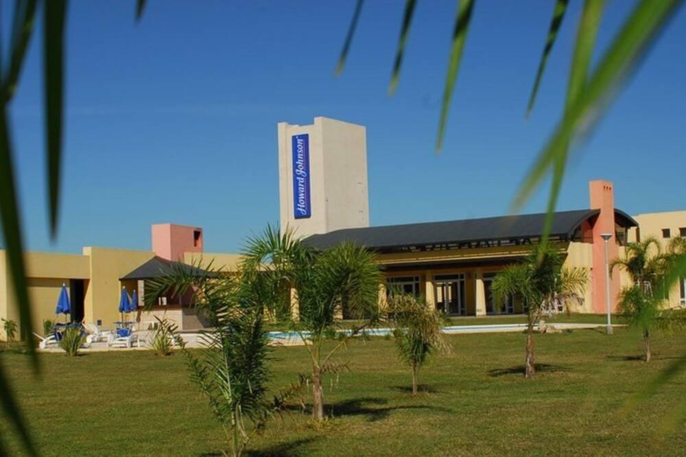 Howard Johnson Inn Rosario De La Frontera Rosario de la Frontera Exterior foto