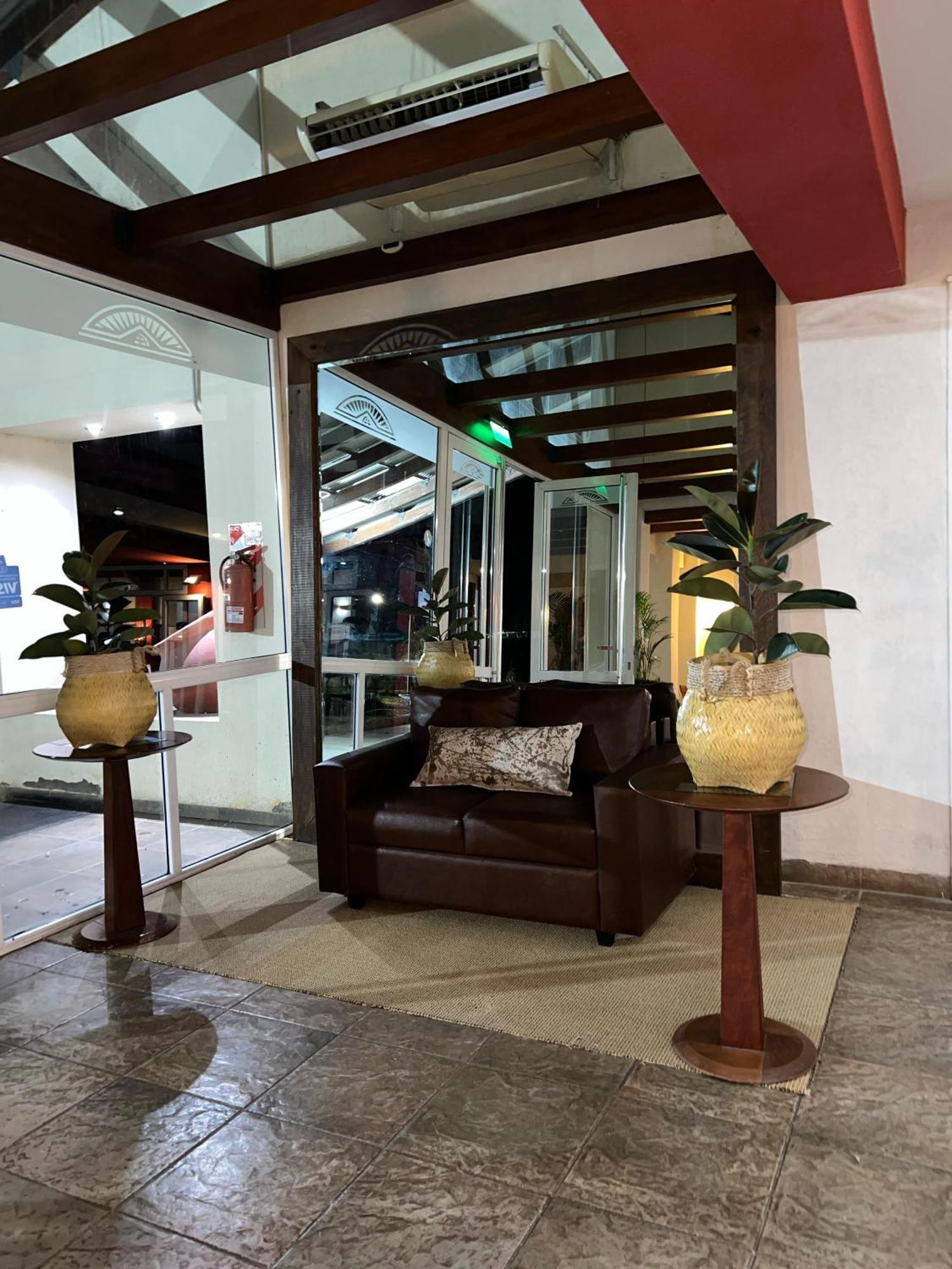 Howard Johnson Inn Rosario De La Frontera Rosario de la Frontera Exterior foto