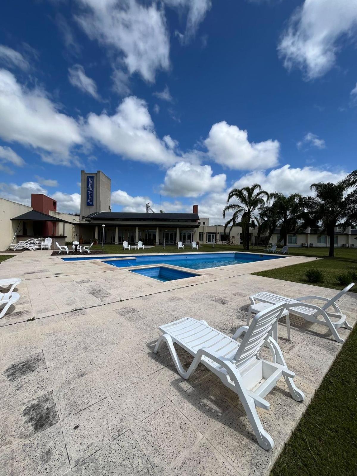 Howard Johnson Inn Rosario De La Frontera Rosario de la Frontera Exterior foto
